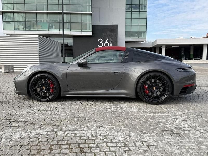 Usata Porsche 911 Targa 4 480 CV (353 kW) 2024 Grigio Cabrio