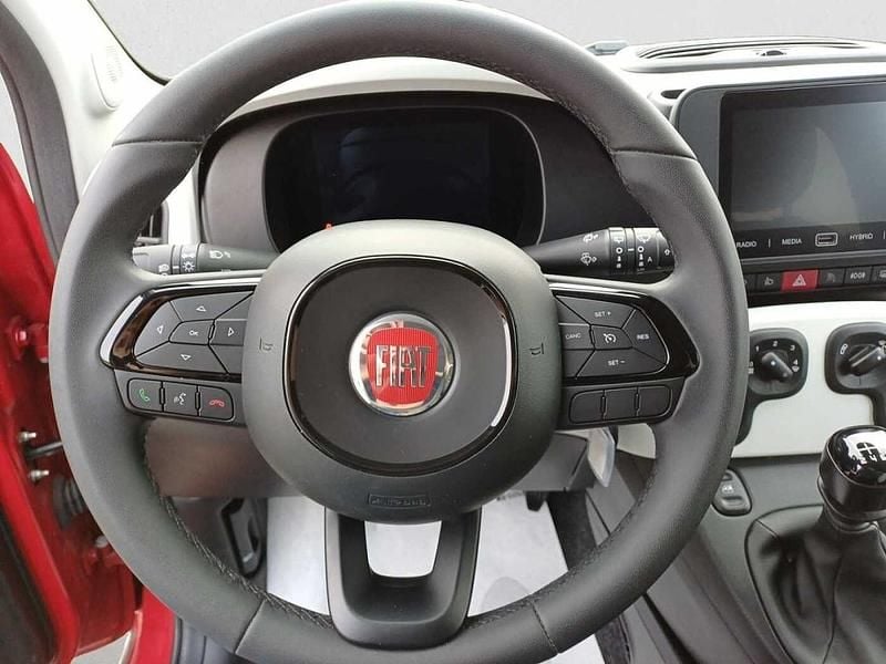 Usata Fiat Panda Cross Cross 69 CV (50 kW) 2025 Rosso Utilitaria