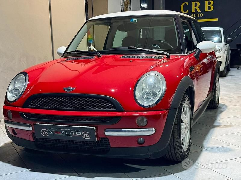 Usata Mini One D 88 CV (64 kW) 2006 Rosso Utilitaria
