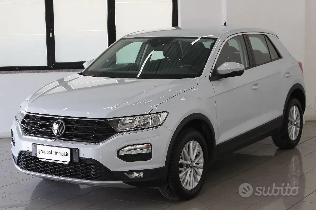 Usata VW T-Roc Business 150 CV (110 kW) 2021 Grigio SUV