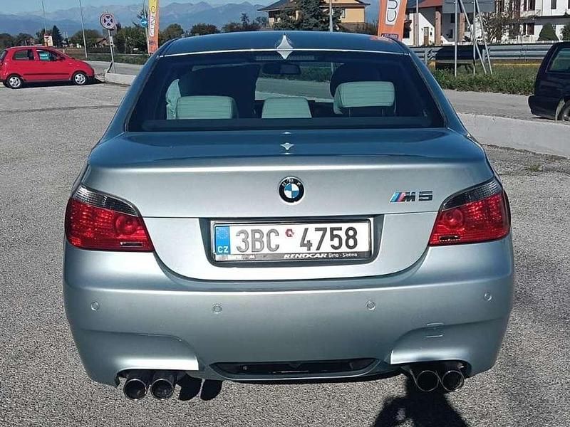 Usata BMW M5 507 CV (372 kW) 2005 Argento Berlina