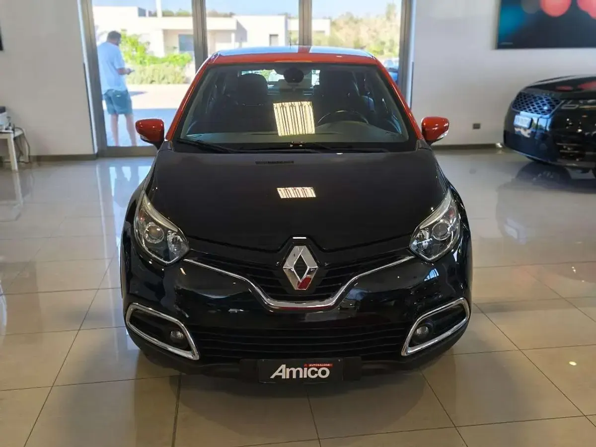 Usata Renault Captur 90 CV (66 kW) 2014 Nero SUV