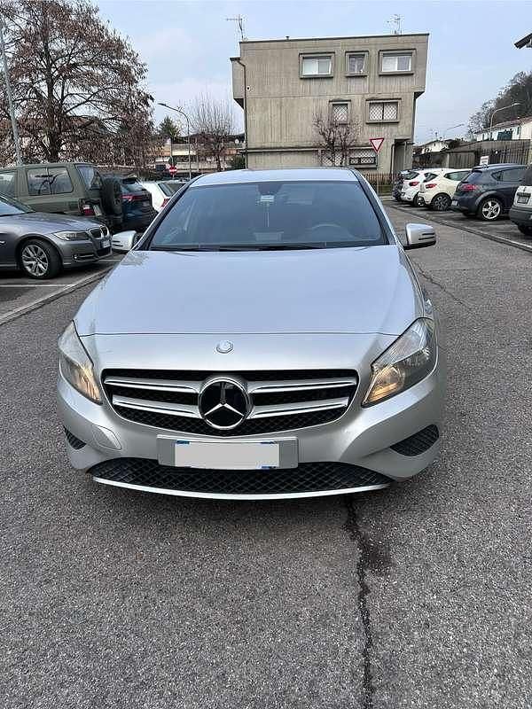 Usata Mercedes 180 122 CV (89 kW) 2012 Berlina