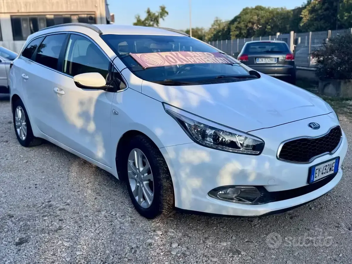 Usata Kia Ceed Sportswagon 110 CV (80 kW) 2015 Bianco Station wagon