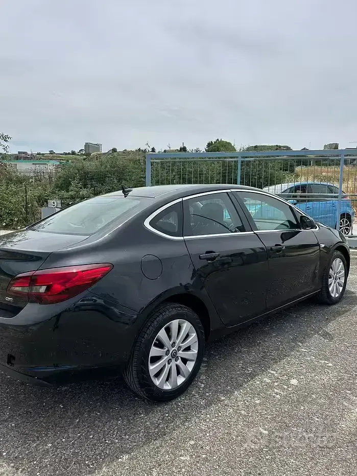 Usata Opel Astra Cosmo 2015