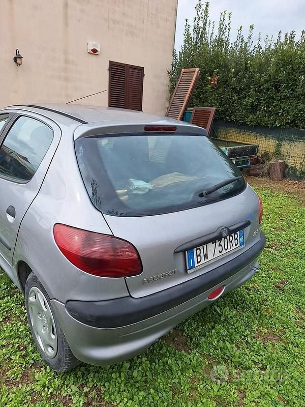 Usata Peugeot 206 2001 Grigio Berlina
