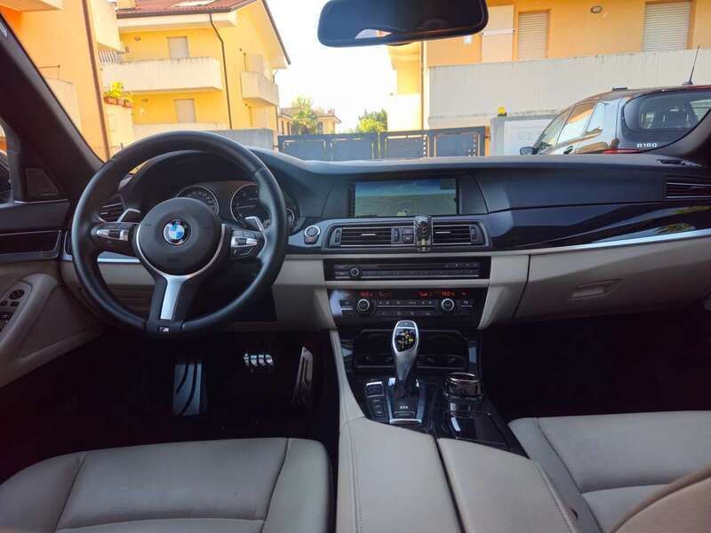 Nero Usata 2011 BMW 530 Comfort Edition Tre volumi | 18.499 € (Molto cara) - Immagine 1/4