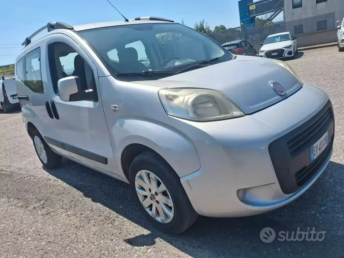 Usata Fiat Qubo Dynamic 70 CV (51 kW) 2014 Grigio Monovolume
