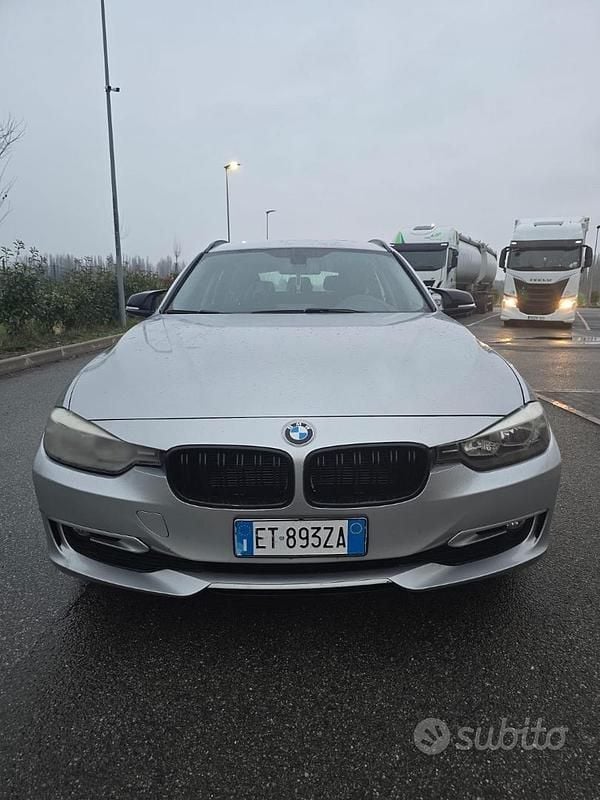 Usata 2015 BMW 320 Sport Line Station wagon | 9500 € (Super prezzo) - Immagine 1/4
