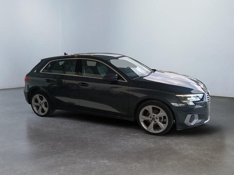 Usata Audi A3 Sportback S-Line 116 CV (85 kW) 2021 Grigio Utilitaria