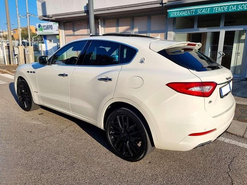 Usata Maserati Levante GranLusso 275 CV (202 kW) 2018 SUV