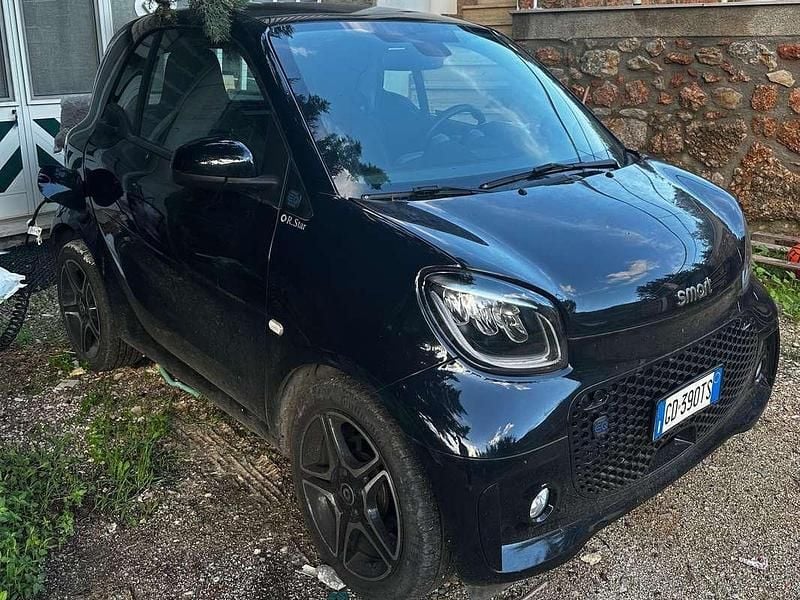 Usata Smart ForTwo Electric Drive Passion 41 kW (56 CV) 2020 Nero Coupé