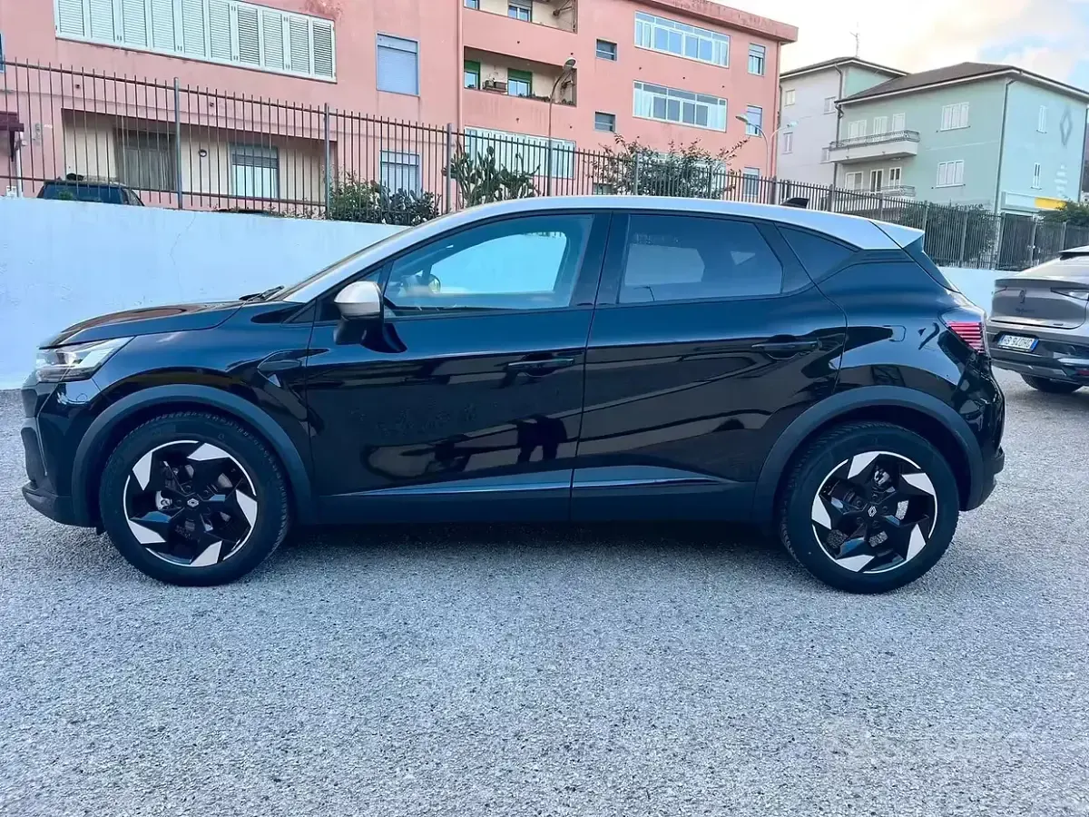 Usata Renault Captur Techno 91 CV (66 kW) 2025 Grigio SUV