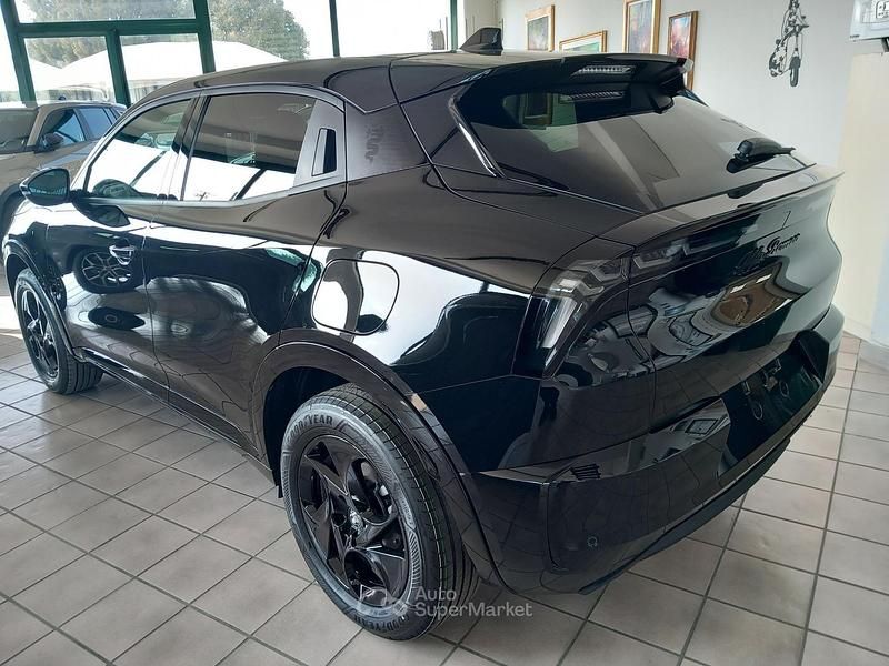 Nuova Alfa Romeo GT Junior 136 CV (100 kW) 2026 Nero Berlina