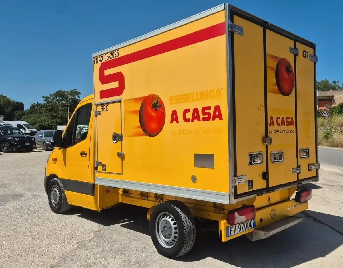 Usata Mercedes Sprinter 142 CV (104 kW) 2019 Giallo Furgone