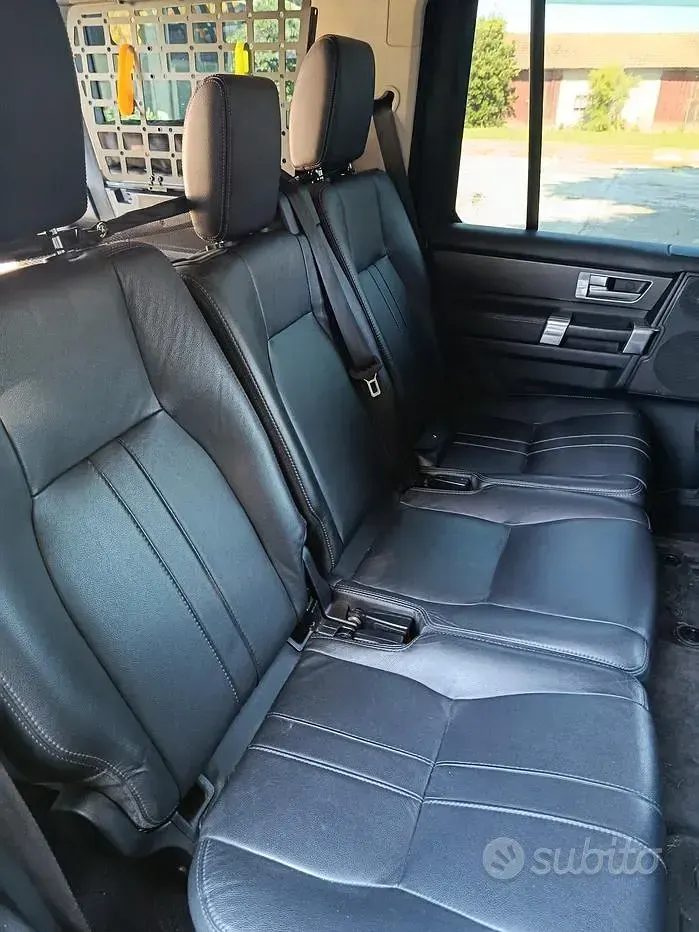 Usata Land Rover Discovery 4 HSE 249 CV (183 kW) 2014 Grigio SUV