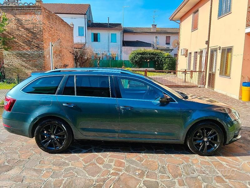 Usata Skoda Octavia 110 CV (80 kW) 2018 Grigio Station wagon