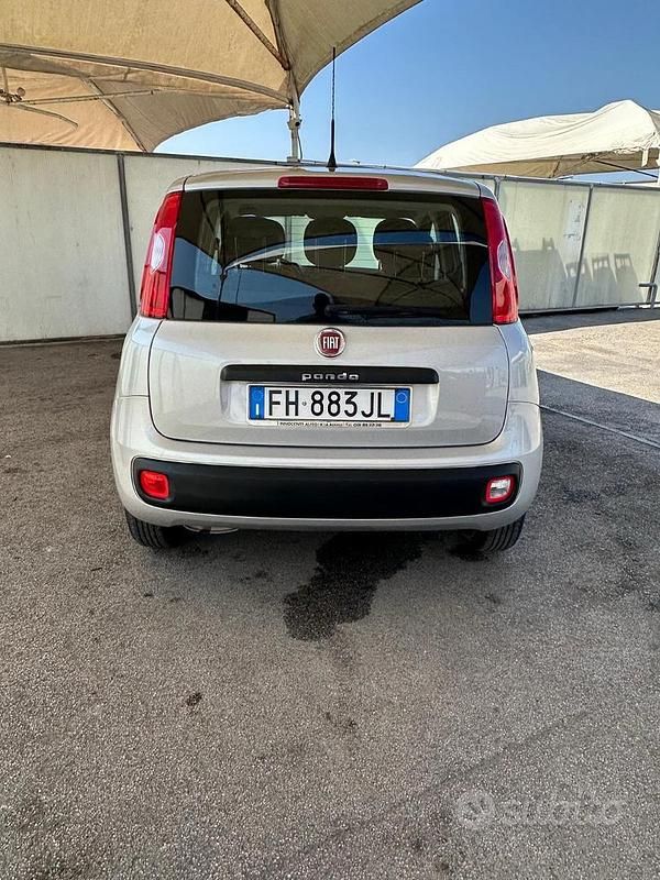 Usata Fiat Panda 69 CV (50 kW) 2017 Grigio Utilitaria