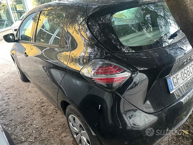 Usata Renault Zoe Life 67 kW (92 CV) 2019 Marrone Utilitaria