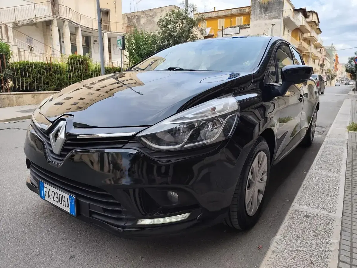 Usata Renault Clio IV 75 CV (55 kW) 2017 Nero Berlina