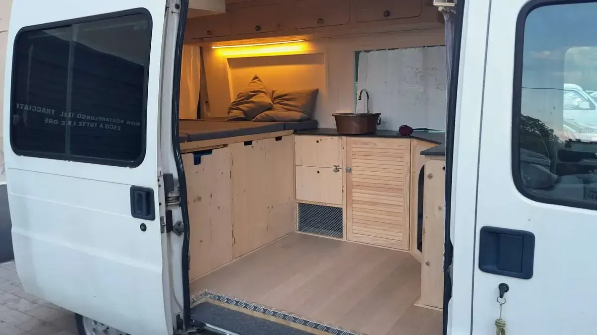 Usata Fiat Ducato 86 CV (63 kW) 2001 Beige Furgone