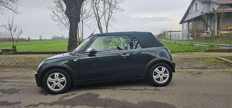 Usata Mini Cooper Cabriolet 116 CV (85 kW) 2008 Cabrio