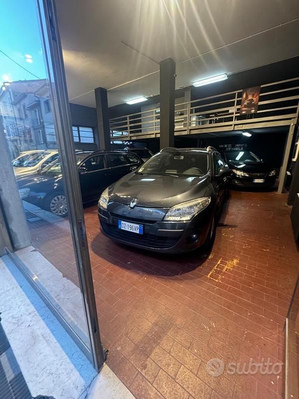 Usata Renault Mégane Dynamique 110 CV (80 kW) 2010 Grigio Berlina