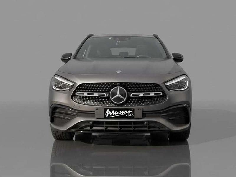 Usata Mercedes GLA220 Premium 190 CV (139 kW) 2023 Grigio opaco SUV