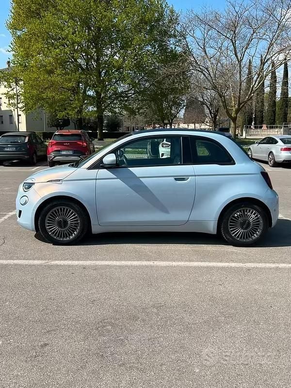 Usata Fiat 500e 86 kW (118 CV) 2020 Cabrio