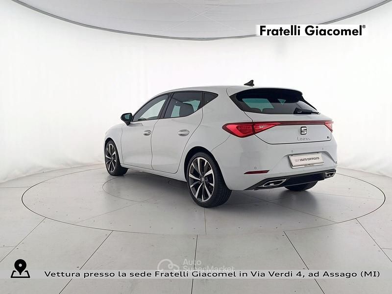 Usata Seat Leon FR 131 CV (96 kW) 2023 Bianco Berlina