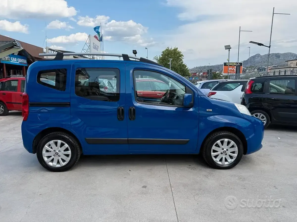 Usata Fiat Qubo Trekking 70 CV (51 kW) 2013 Blu Monovolume