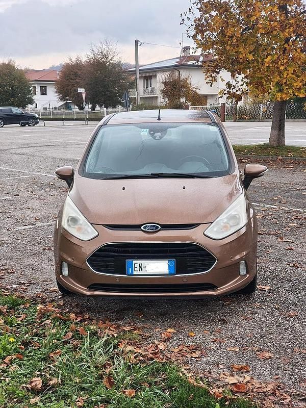 Usata Ford B-MAX Business Edition 95 CV (69 kW) 2012 Monovolume