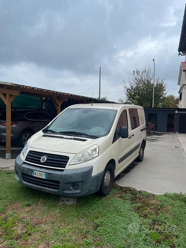 Usata 2008 Fiat Scudo Furgone | 5000 € (Cara) - Immagine 1/4