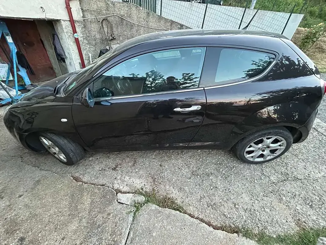 Usata Alfa Romeo MiTo Distinctive 75 CV (55 kW) 2009 Utilitaria