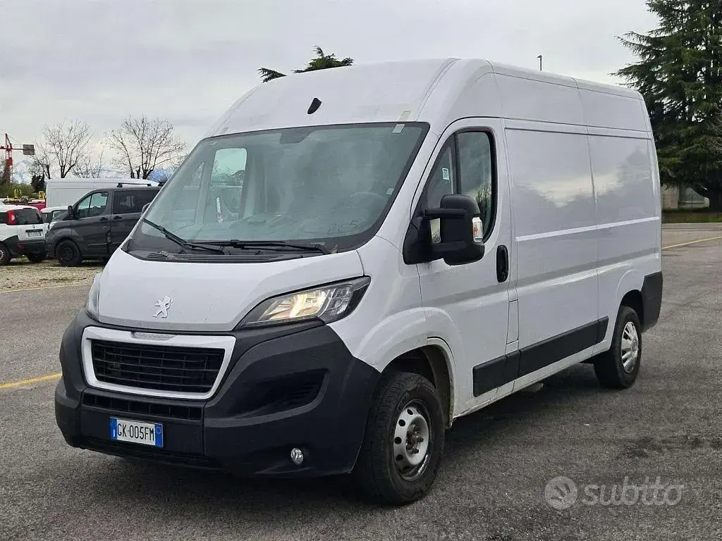 Usata Peugeot Boxer 140 CV (102 kW) 2022 Bianco Furgone