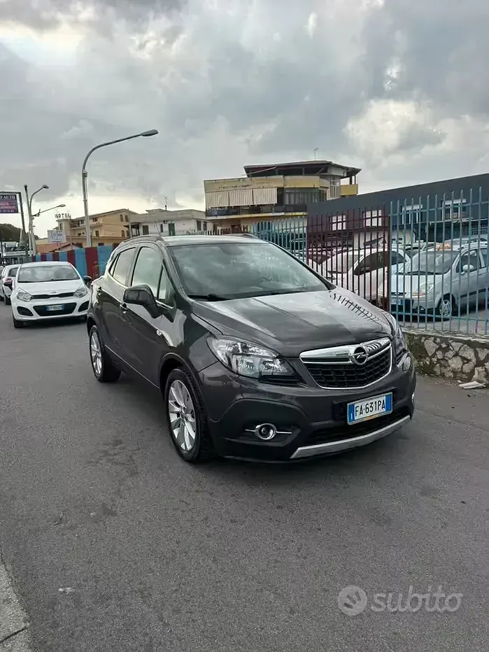 Usata Opel Mokka 140 CV (102 kW) 2015 Nero SUV