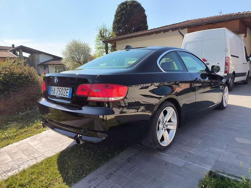 Usata BMW 335 306 CV (225 kW) 2010 Coupé