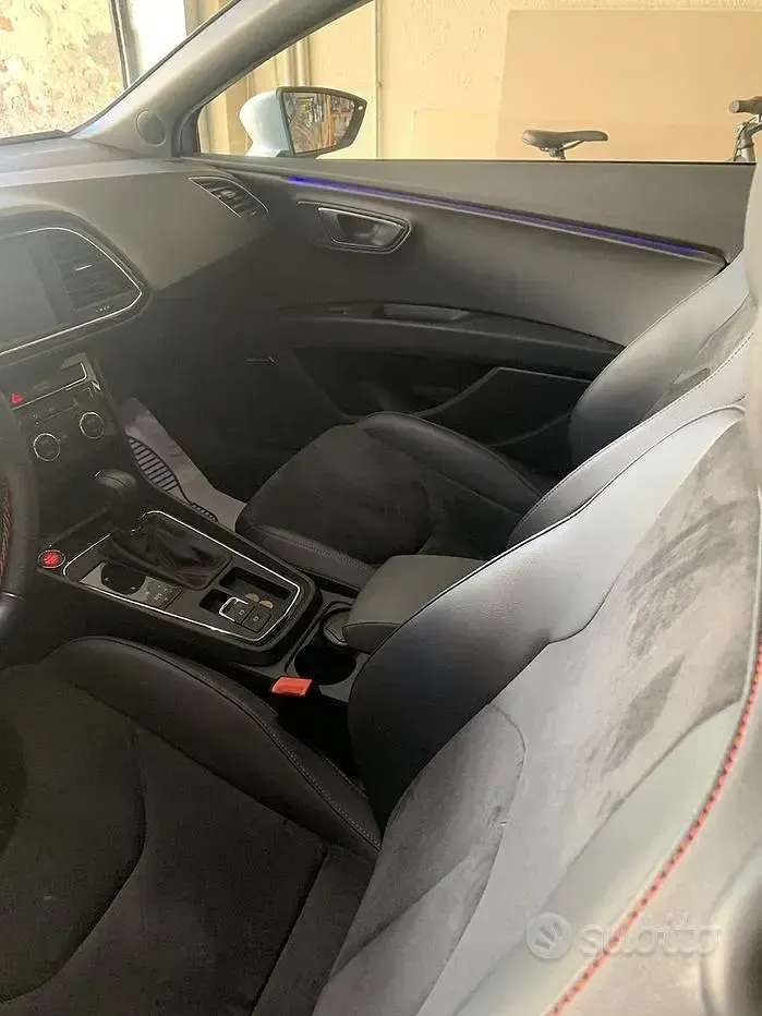 Usata Seat Leon FR 184 CV (135 kW) 2017 Grigio Berlina