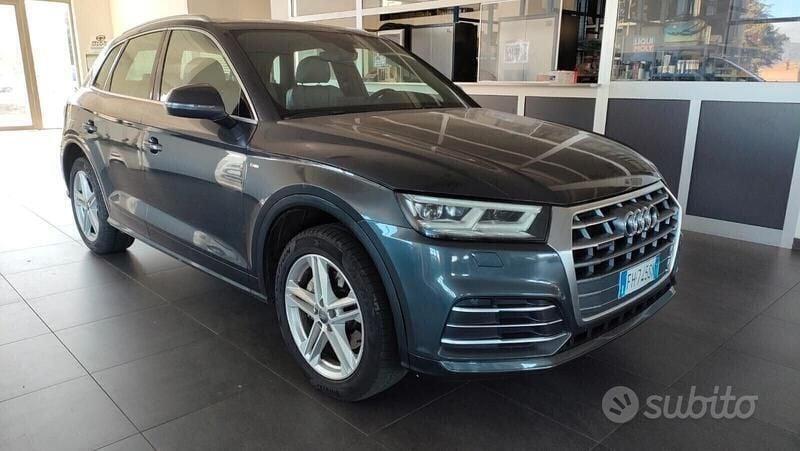 Grigio Usata 2017 Audi Q5 S-line plus SUV | 17.500 € (Molto cara) - Immagine 1/4