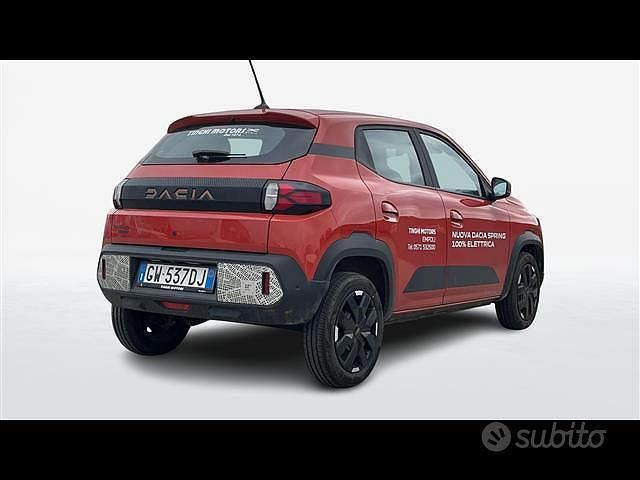 Usata Dacia Spring Extreme 47 kW (65 CV) 2024 Rosso Utilitaria