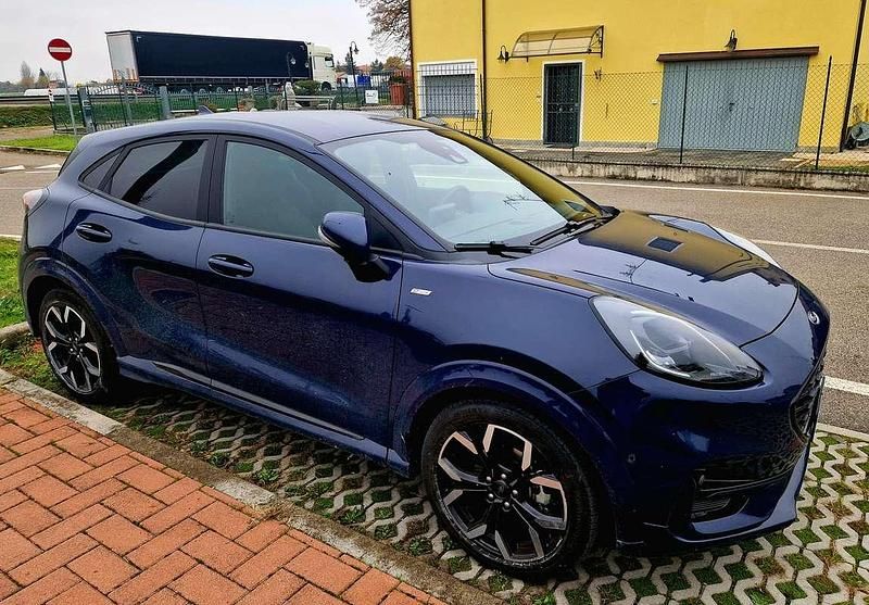 Usata Ford Puma ST-Line X 125 CV (91 kW) 2024 Blu/azzurro SUV
