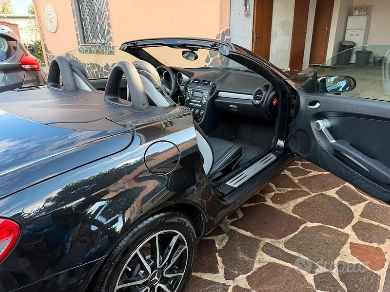 Usata Mercedes SLK200 2005 Nero Cabrio