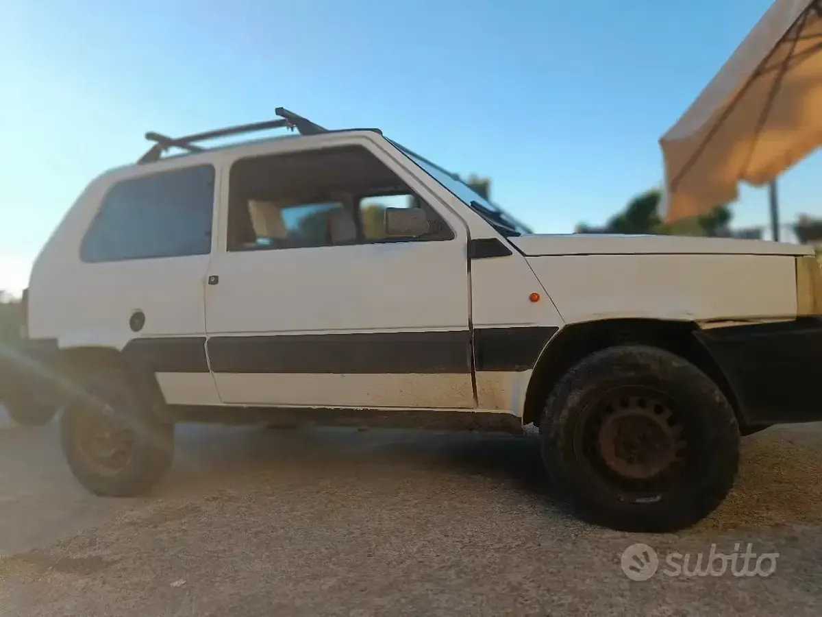 Usata Fiat Panda 4x4 50 CV (36 kW) 1988 Bianco Utilitaria