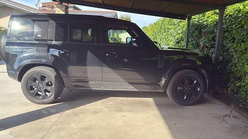 Gebraucht Land Rover Defender Dynamic 200 PS (147 kW) 2024 SUV