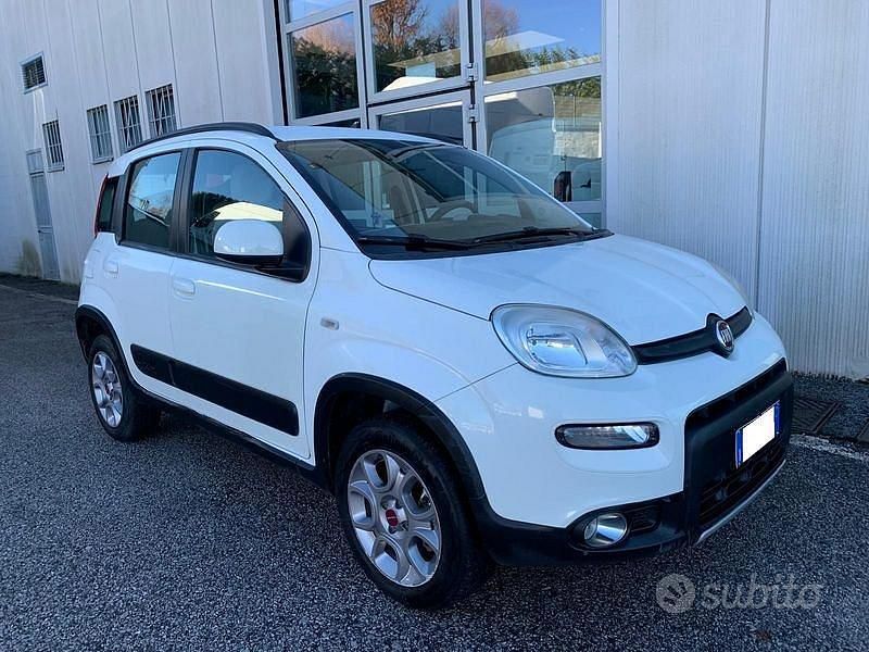 Usata Fiat Panda 4x4 85 CV (62 kW) 2015 Bianco Utilitaria