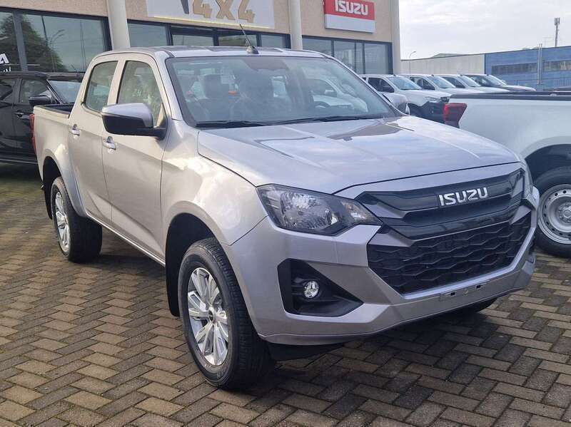 Nuova Isuzu D-Max 163 CV (119 kW) 2025 Grigio Pick-up