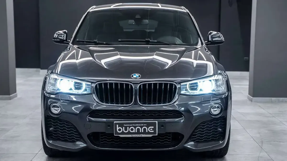 Usata BMW X4 M Sport 190 CV (139 kW) 2015 Grigio scuro metallizzato SUV