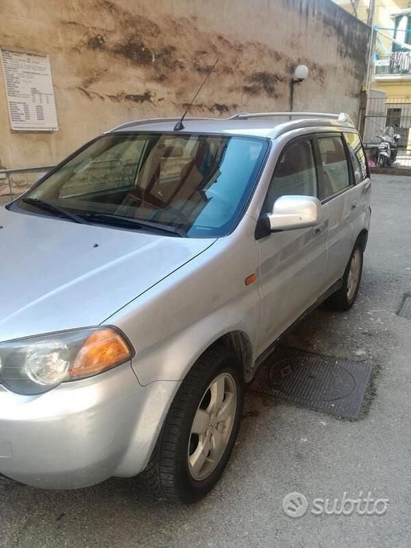 Grigio Usata 2001 Honda HR-V Sport SUV | 1800 € (Ottimo prezzo) - Immagine 1/4