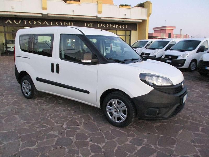 Usata Fiat Doblò 95 CV (69 kW) 2018 Bianco Monovolume