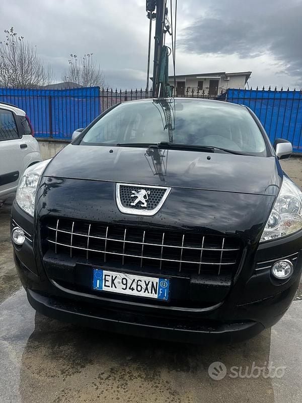 Usata Peugeot 3008 Allure 112 CV (82 kW) 2012 Nero SUV